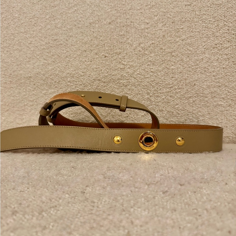 New Burberry Tan Belt size L